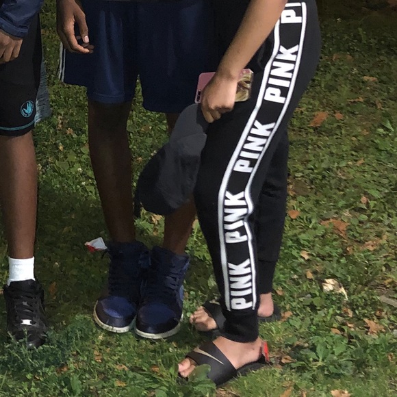 Victorias Secret PINK sweatpants - Picture 3 of 3